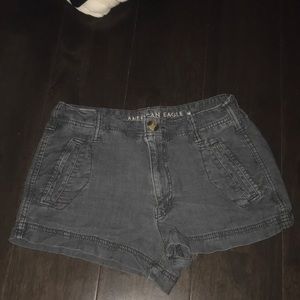 American eagle, gray/Black, size 4.